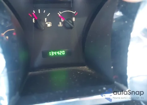 2008 Ford Mustang V6 Deluxe/V6 Premium z USA, uszkodzony, nr VIN 1ZVHT80N685201174